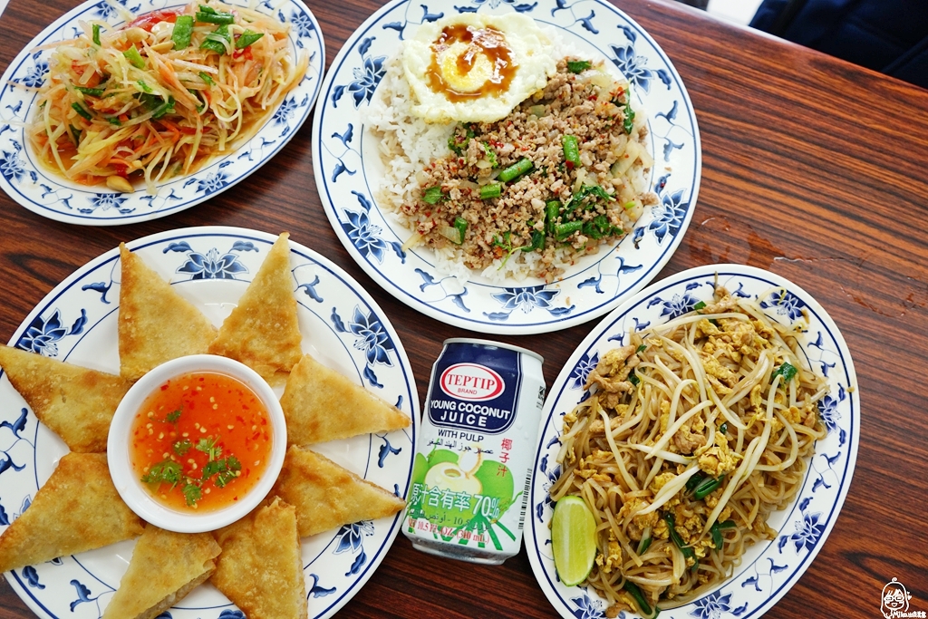 『桃園。八德』 泰 ไทย.อร่อย (泰 ㄚ ㄌㄨㄞˇ)泰式料理麵飯小館｜隱藏版巷弄美食  泰國人開的正統泰式料理。