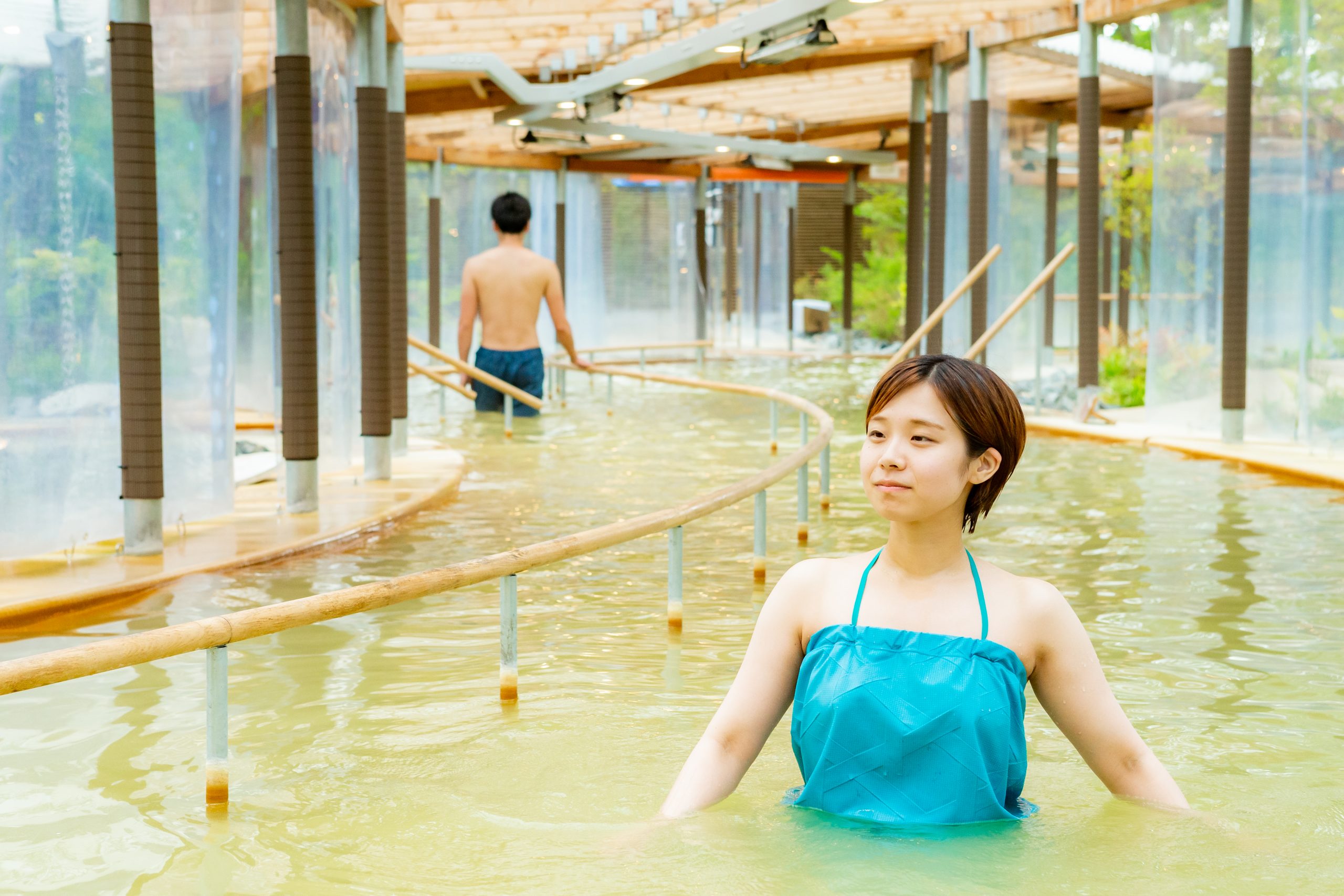 『日本。大分』 Kur Park 長湯（クアパーク長湯）｜世界級建築大師坂茂設計  複合型的溫泉療養設施結合日本濃度最高的長湯溫泉碳酸泉、餐廳及住宿，是創造健康跟療癒身心的好地方。