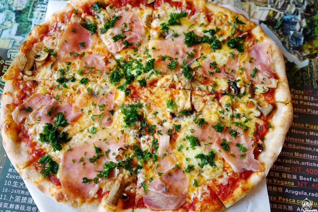 【桃園】 Sicilia Pizzeria 西西里義式傳統披薩店｜在地人才知道 偏僻巷弄間隱藏版的義式傳統披薩  義大利廚師現做現烤  還有這裡才吃得到的特殊口味！
