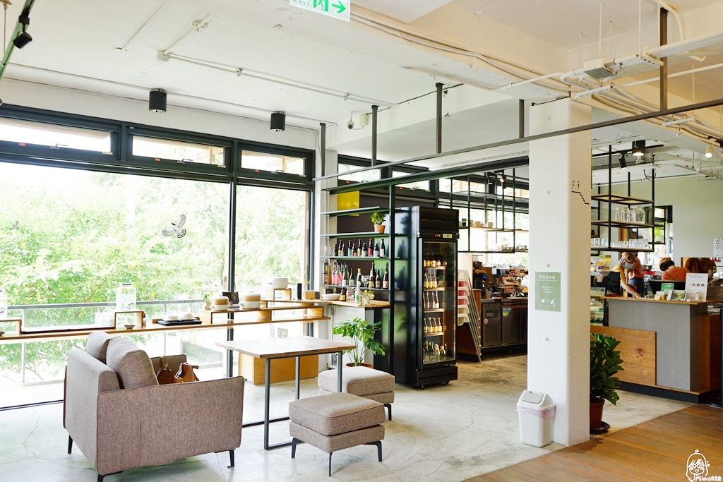 【新竹】 或者書店 ＆ 蔬食餐桌｜新瓦屋客家文化保存區內 或者書店裡的蔬食餐桌  是一座有機書森林中的健康廚房。