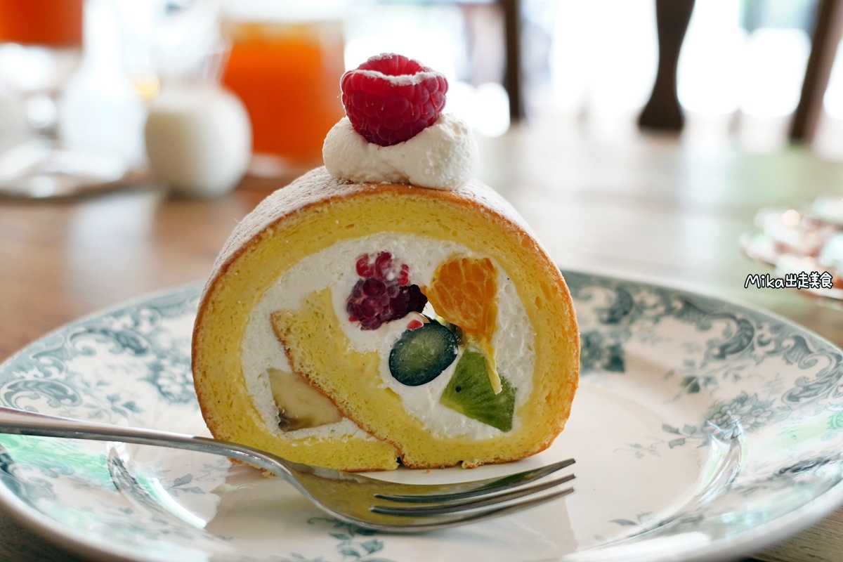 【宜蘭】 羅東TaSweet 菓子屋｜我目前心中水果蛋糕捲第一名！羅東運動公園旁 每週只開三天 當日新鮮現做水果蛋糕捲 。
