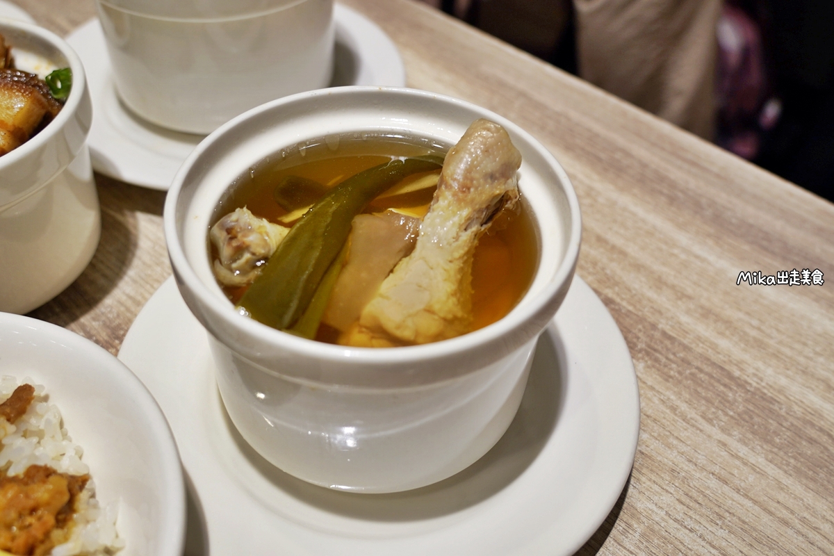 【金門】 雨川食堂 | 這樣很金門 必點高粱肉燥飯＋一條根雞湯，用在地食材顛覆傳統，讓很街頭的小吃也可以懷舊文青。