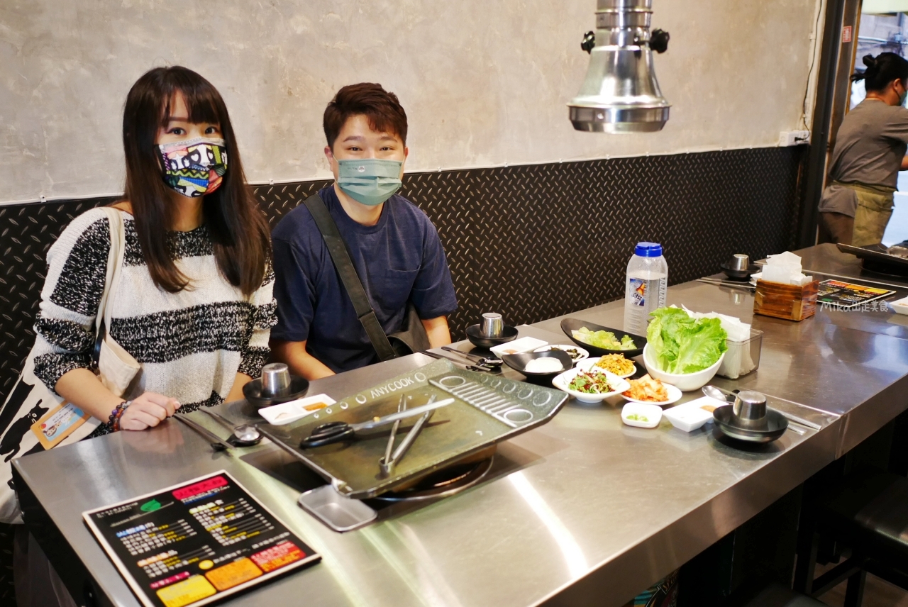 【台中】 北區 火板大叔韓國烤肉｜韓國人開的店 一個人也能吃的平價燒肉定食，有雙人、多人組合餐可以選擇，還有專人代烤服務喔。