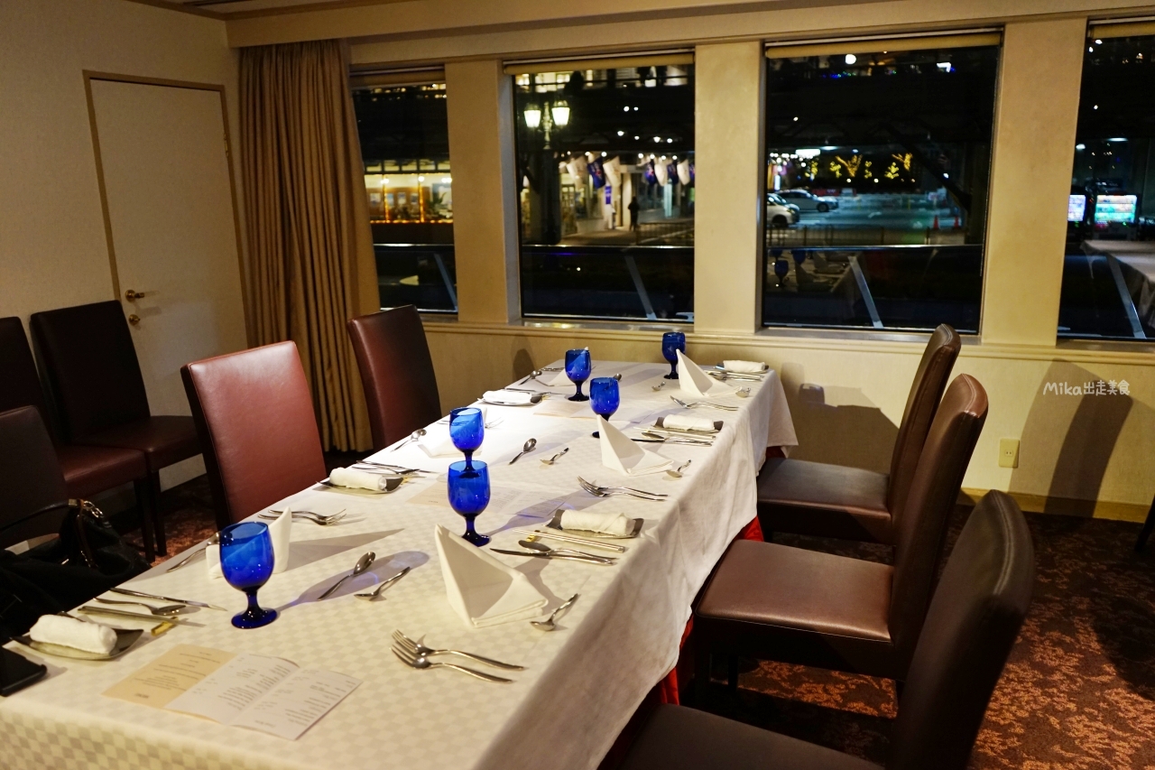 【日本】神戶 Concerto 協奏曲號音樂郵輪｜神戶港 搭乘音樂郵輪吃法式晚宴搭配浪漫海上夜景。