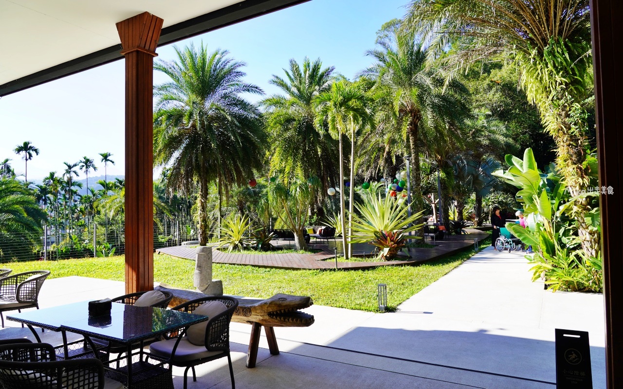 【南投】 The Bal’e Villas 牛眠 埔里｜群山環繞  很峇里島風格的沈浸式度假Villa，山中無邊際懸空泳池美炸。