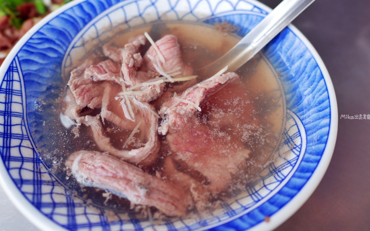 【雲林】 北港 輝煌牛肉｜在地老店 60年現燙牛肉湯，一碗只要60元，還可以免費無限續湯 也太佛！