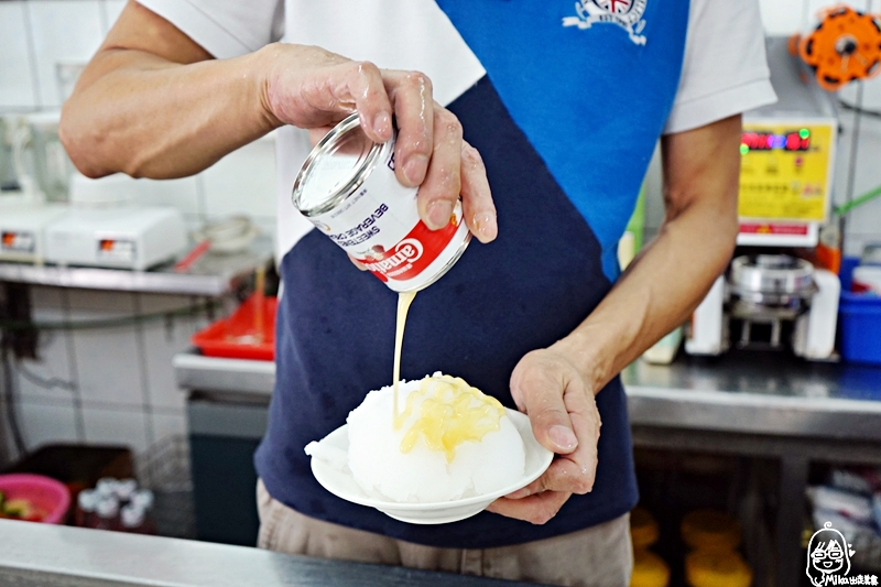 『台東。美食』 津芳冰城｜台東開業將近一甲子的古早味冰城  在地人推薦招牌必吃 木瓜牛奶+鹹冰棒。