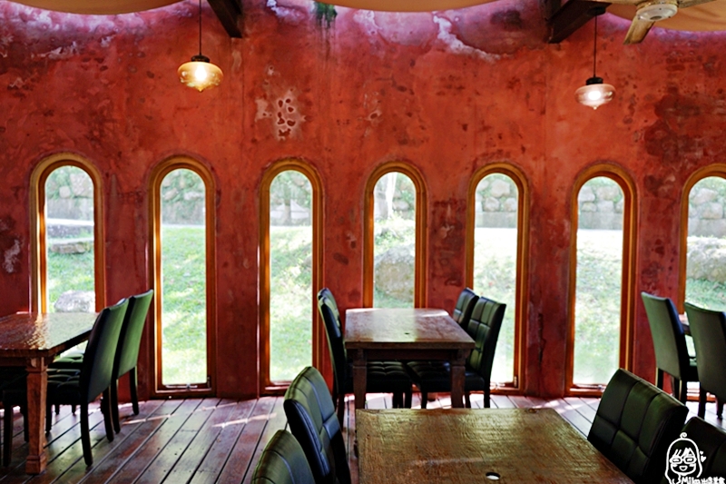 【苗栗】三義  漫步雲端 森林廚房  下午茶系列｜漫步在雲端的紅色城堡，充滿大自然綠意的美味森林廚房。