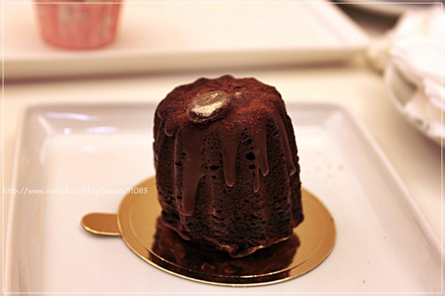 『台中美食』法式杯子蛋糕–Sweet Emily法式頂級甜品