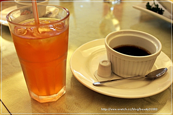 『苗栗美食』竹南質感與美味兼具的–上紅咖啡