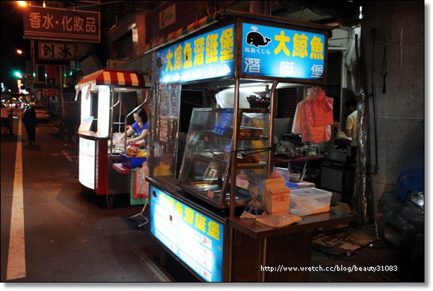 『苗栗美食』竹南博愛街的晴飾韓貨精品與豬排潛艇堡