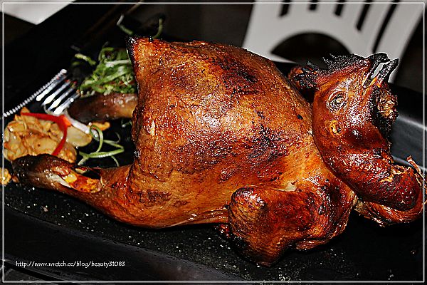 『高雄美食』獨家料理火燒雞-城裡的月光土雞城 @Mika出走美食日誌