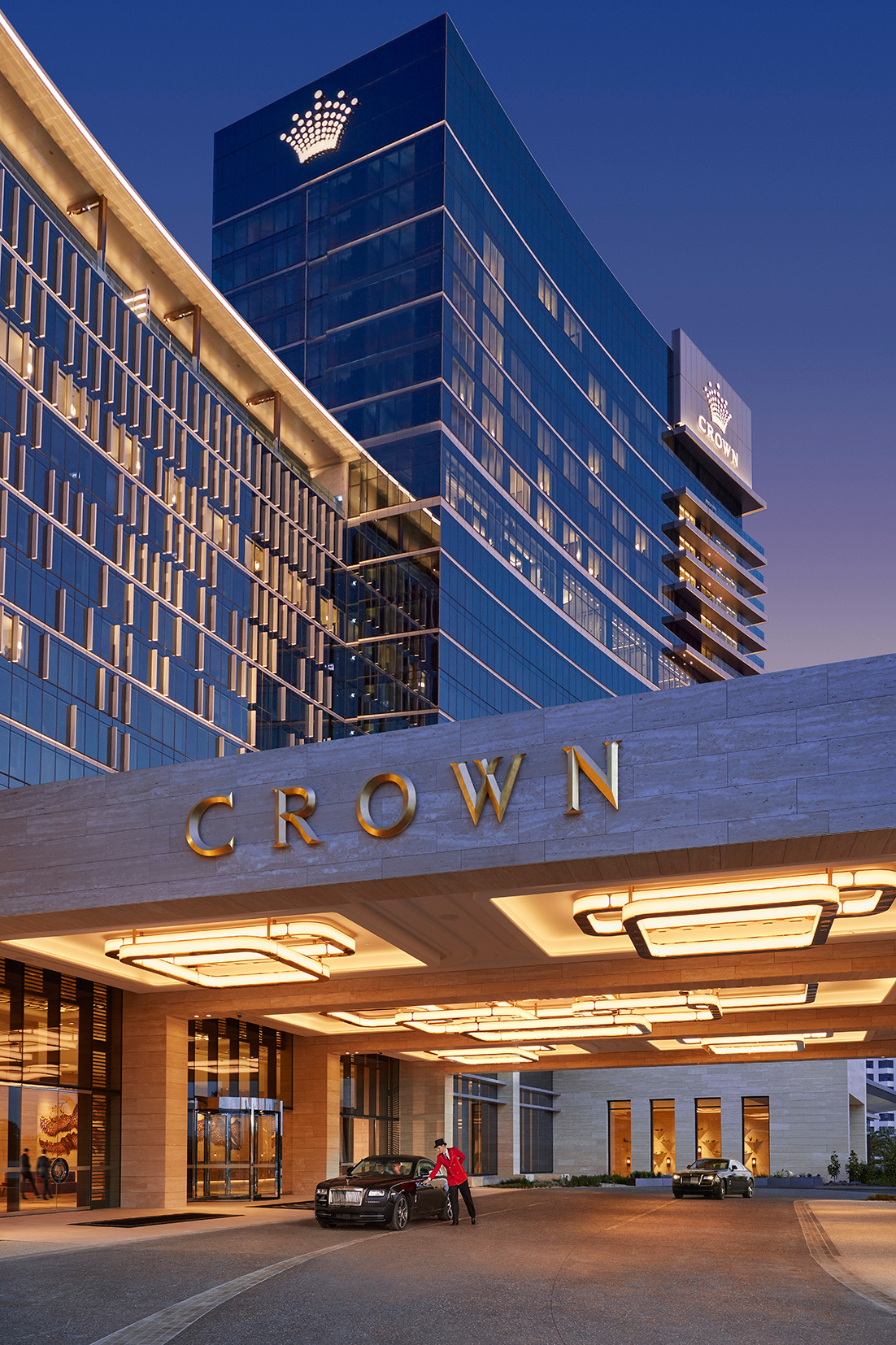 『澳洲。西澳』 柏斯 皇冠賭場酒店集團  五星級皇冠大都會柏斯酒店（Crown Metropol）、四星級皇冠長廊柏斯酒店（Crown Promenade Perth Hotel）和六星級皇冠塔酒店（Crown Tower）｜雄獅 玩轉西澳 七日 粉紅湖 沙漠小探險之旅